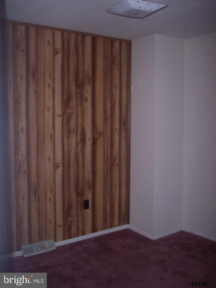 6580 Carlisle Road Dover, PA 17315 - Photo 7 of 11
