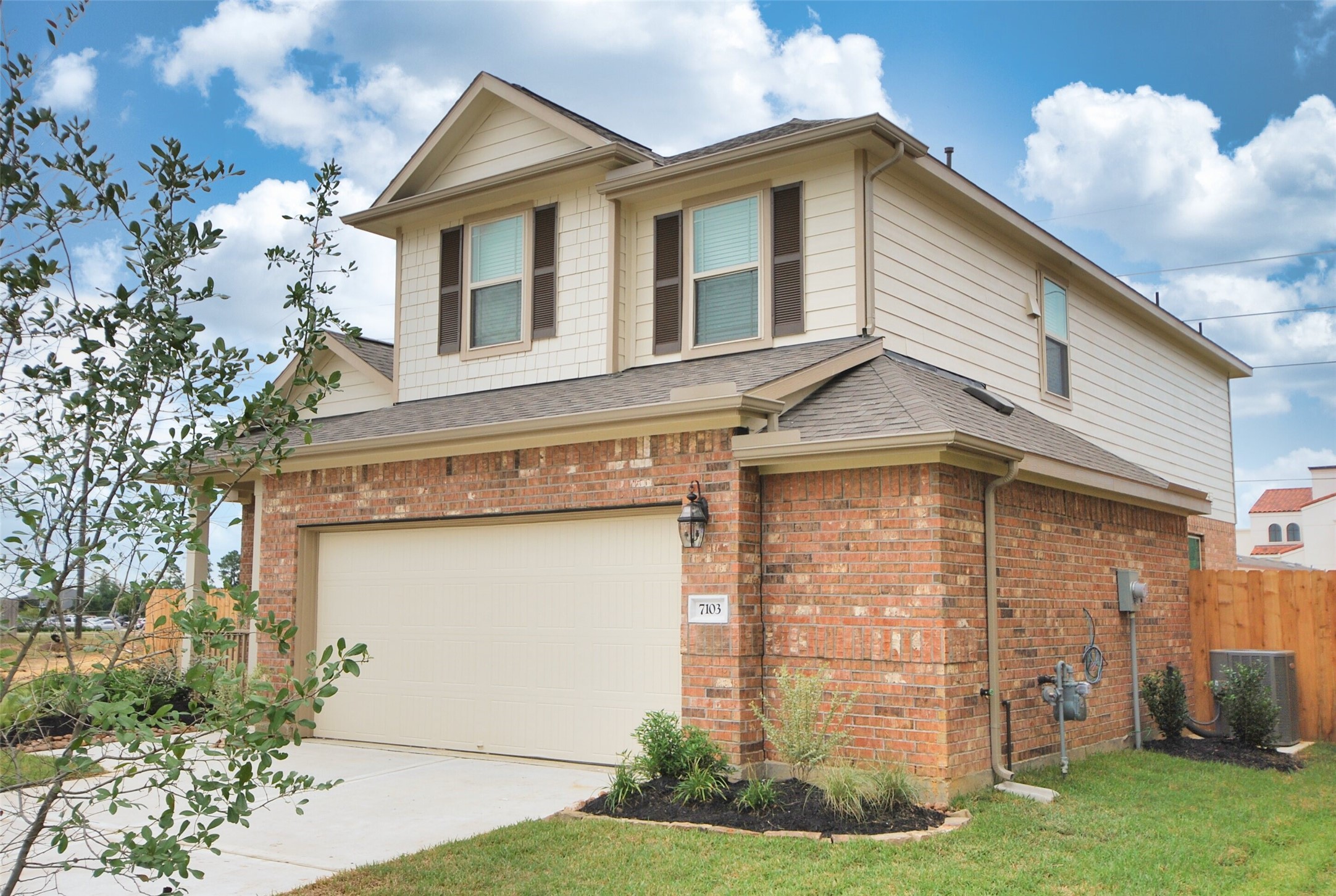 7103 Avalon Bend Circle Spring, TX 77379 - Photo 3 of 27