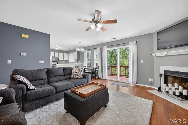 $150,000 | 812 Sugar Valley Court, Unit 5, St. Peters, MO 63376