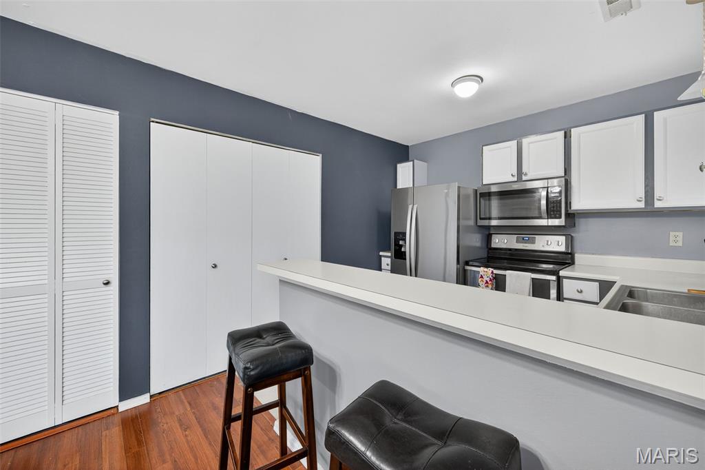 812 Sugar Valley Court, Unit 5 St. Peters, MO 63376 - Photo 8 of 18