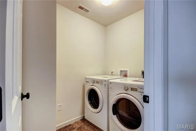 $2,300 | 13105 Tesson Spring Dr Street, St. Louis, MO 63128