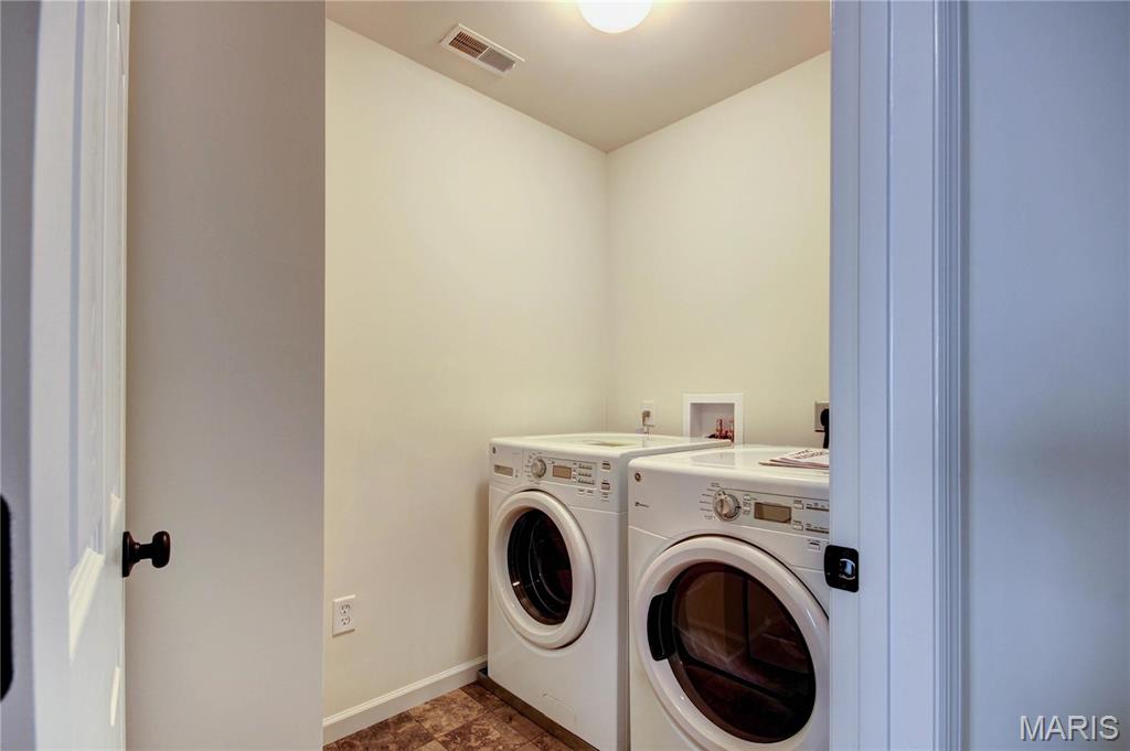 13105 Tesson Spring Dr Street St. Louis, MO 63128 - Photo 23 of 25