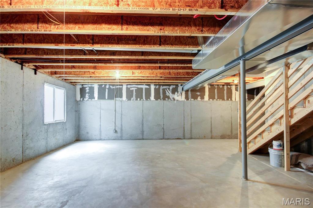 13105 Tesson Spring Dr Street St. Louis, MO 63128 - Photo 24 of 25