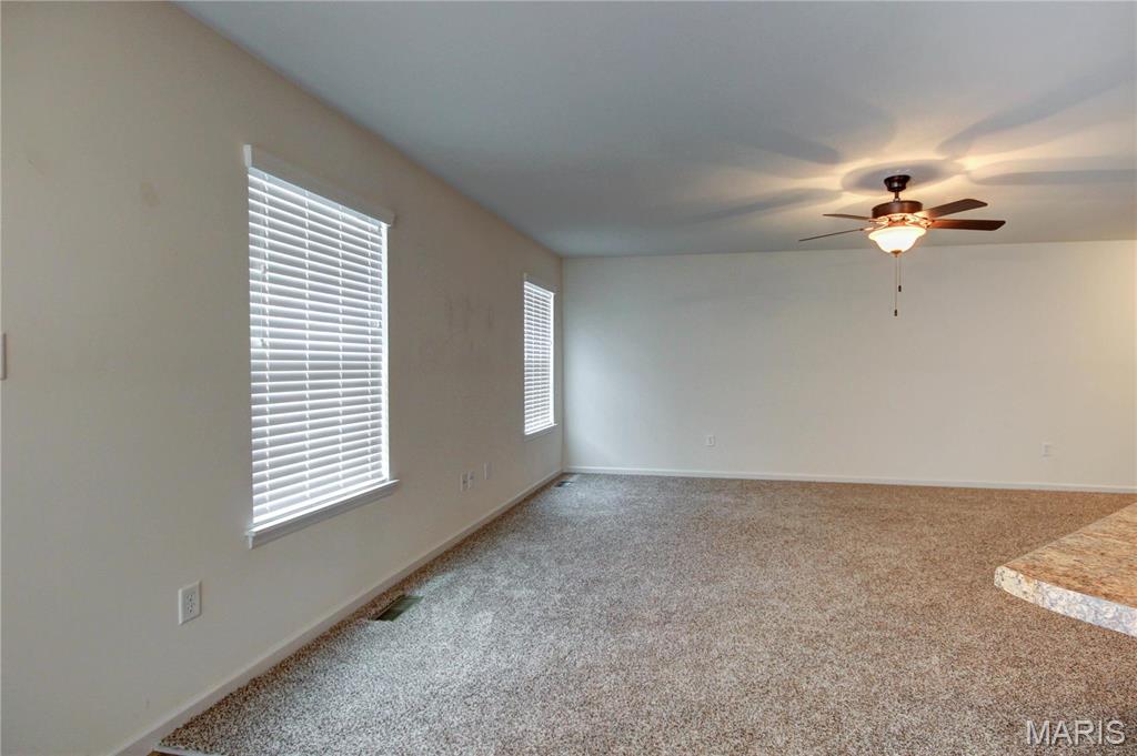 13105 Tesson Spring Dr Street St. Louis, MO 63128 - Photo 6 of 25