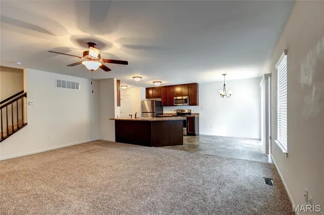 $2,300 | 13105 Tesson Spring Dr Street, St. Louis, MO 63128