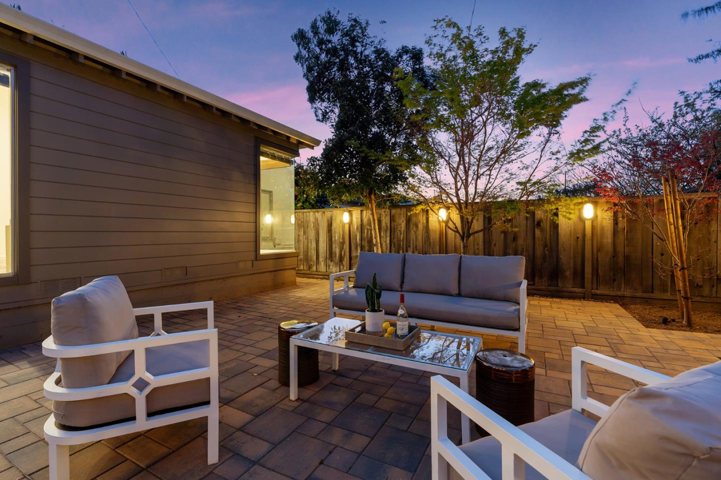 418 Dwight Road Burlingame, CA 94010 - Photo 44 of 45 a backyard of a house with seating space