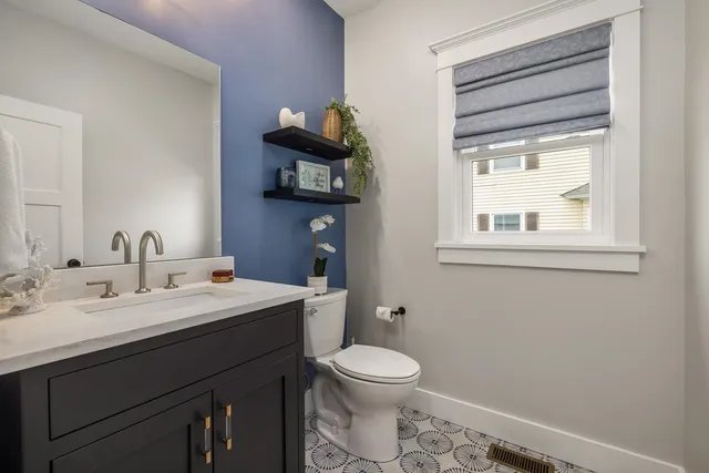 $1,395,000 | 1230 Islington Street, Portsmouth, NH 03801