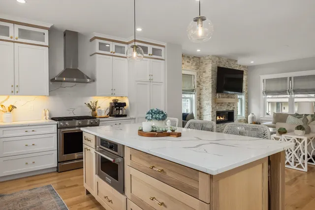 $1,395,000 | 1230 Islington Street, Portsmouth, NH 03801