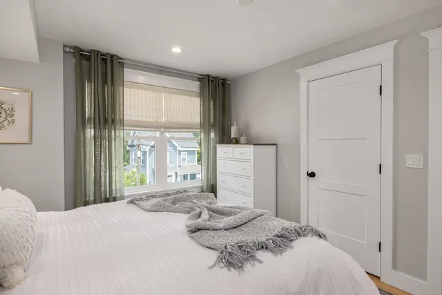 $1,395,000 | 1230 Islington Street, Portsmouth, NH 03801