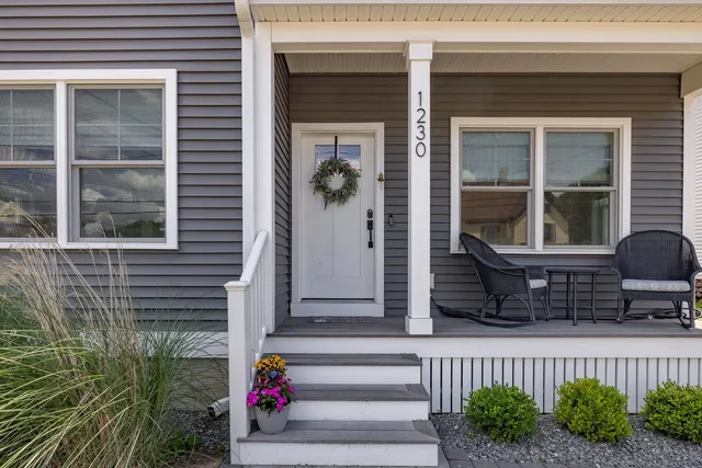 $1,395,000 | 1230 Islington Street, Portsmouth, NH 03801