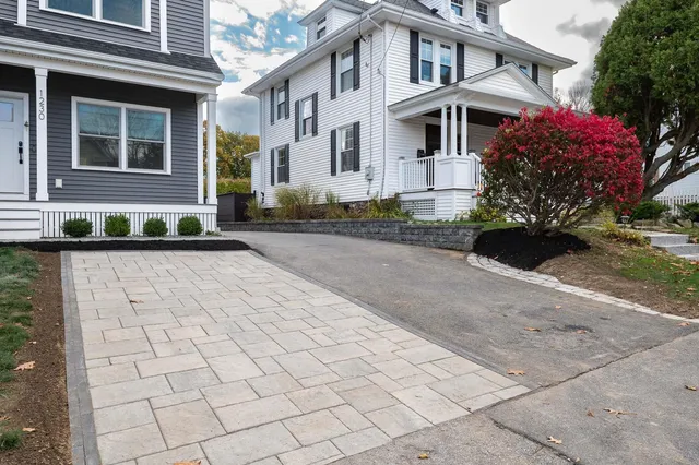 $1,395,000 | 1230 Islington Street, Portsmouth, NH 03801