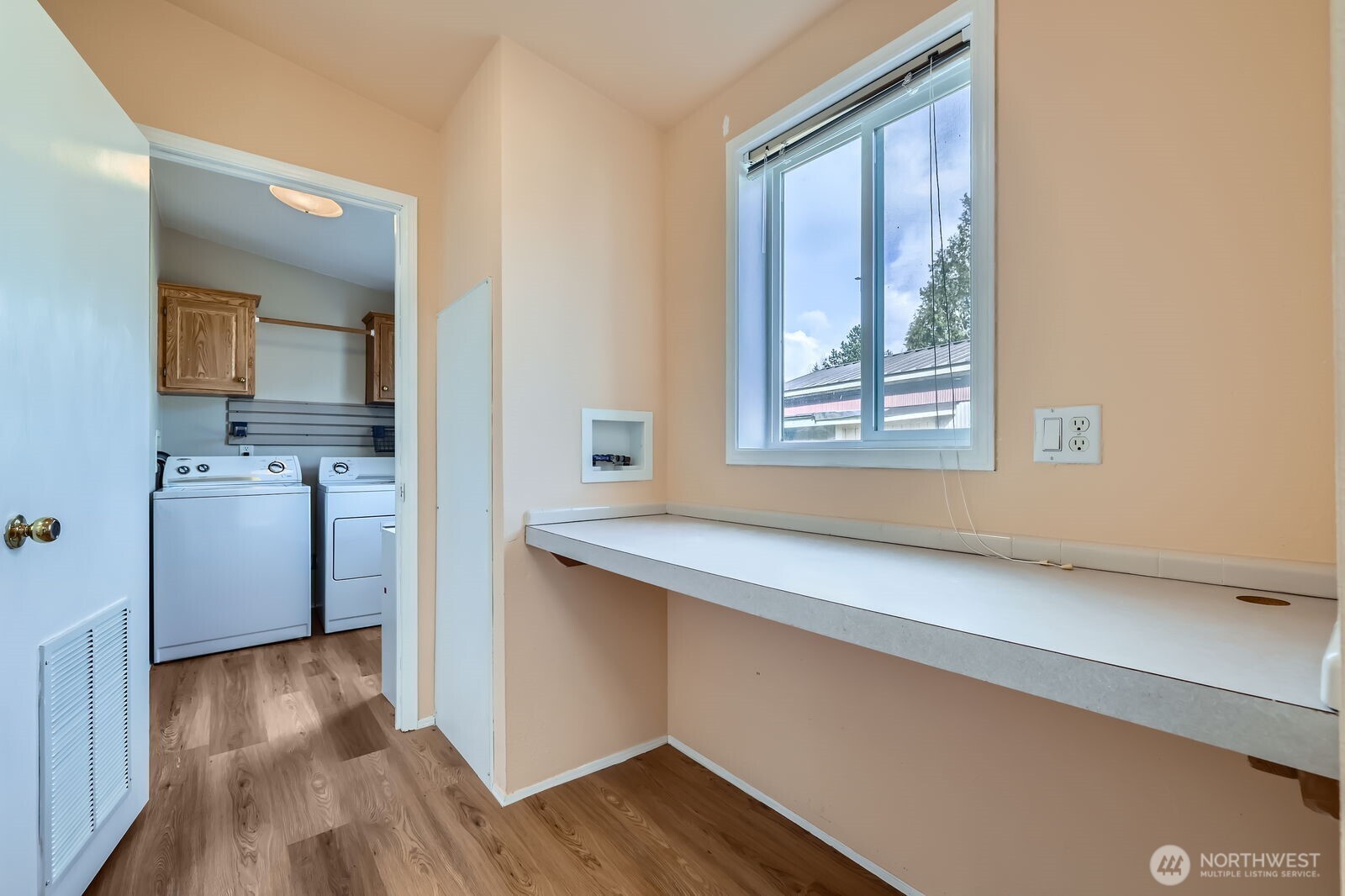 1332 192nd Street Southeast, Unit 55 Bothell, WA 98012 - Photo 9 of 14 Gallery Image 9