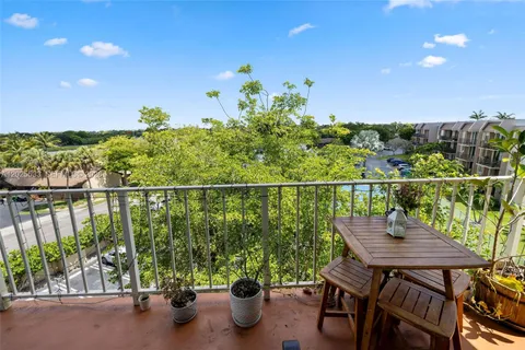 $329,000 | 13120 Southwest 92nd Avenue, Unit B505, Miami, FL 33176