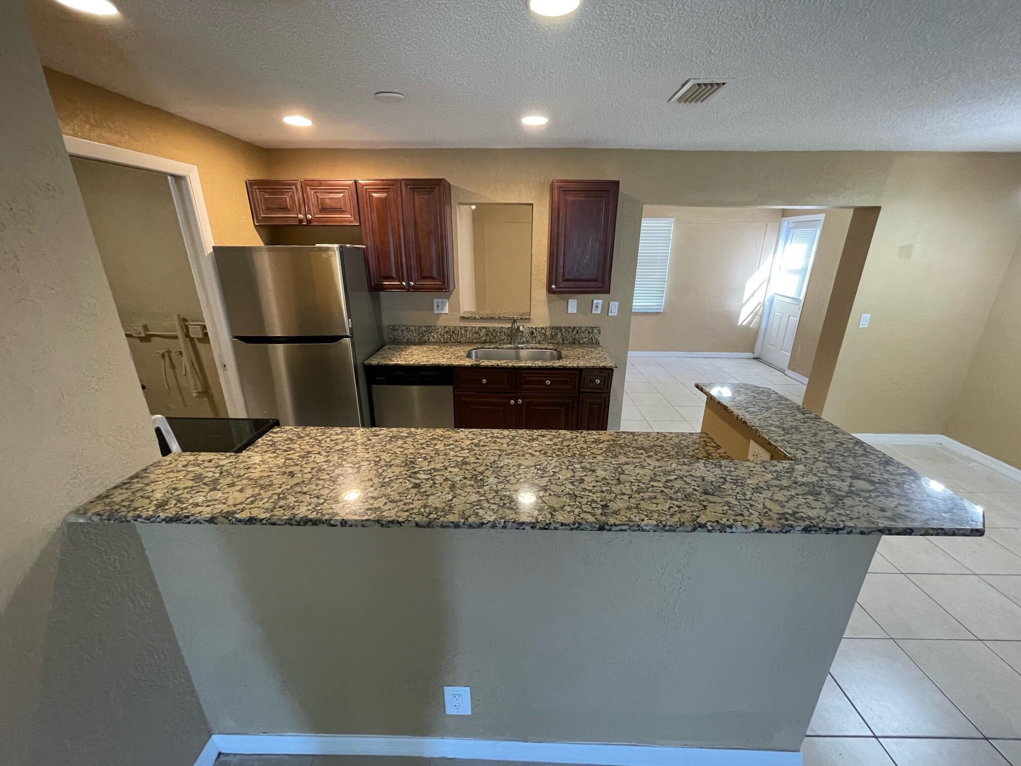 1650 West 12th Court Riviera Beach, FL 33404 - Photo 12 of 17 image12