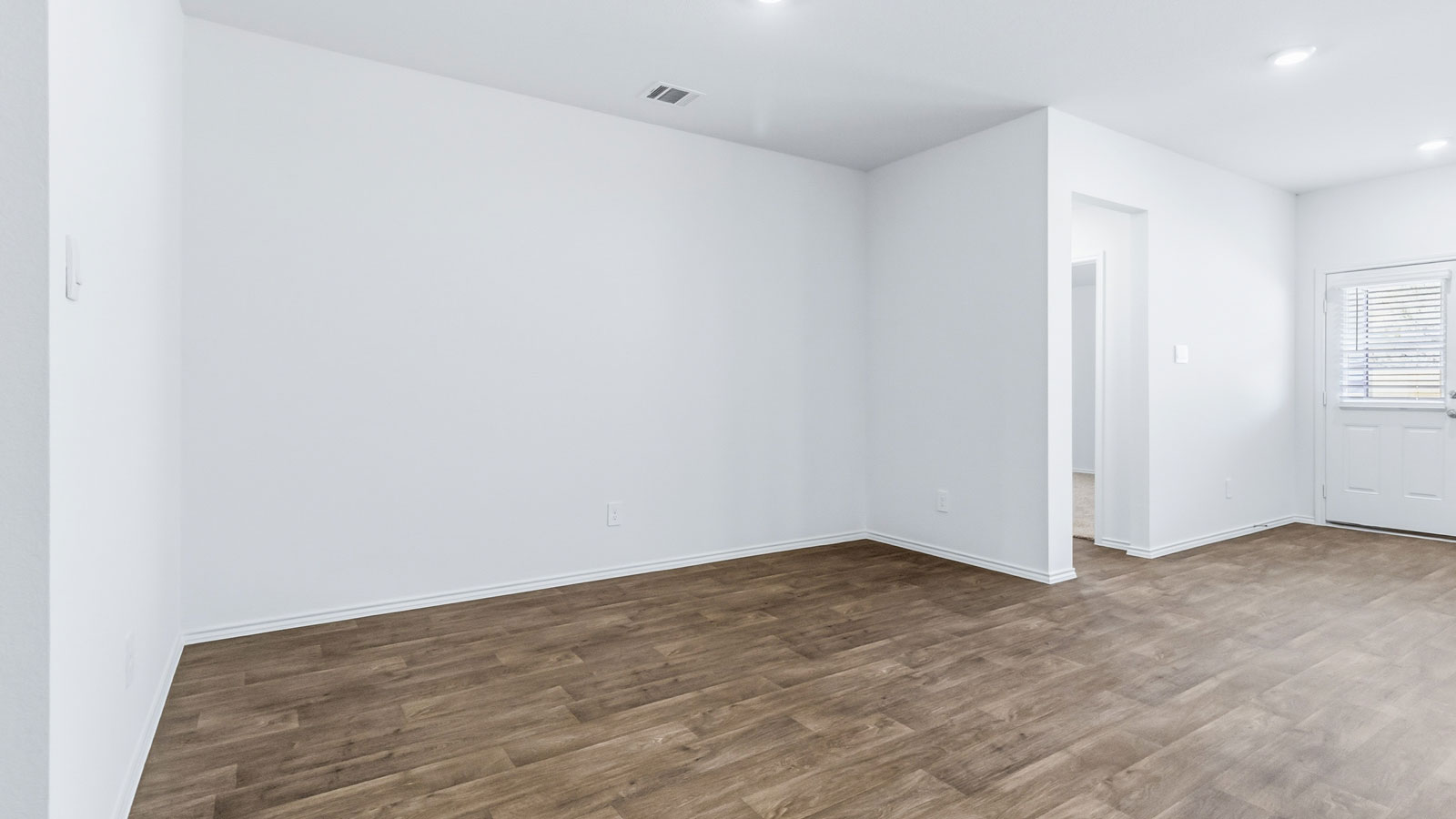 837 Arnold Loop Kyle, TX 78640 - Photo 8 of 38