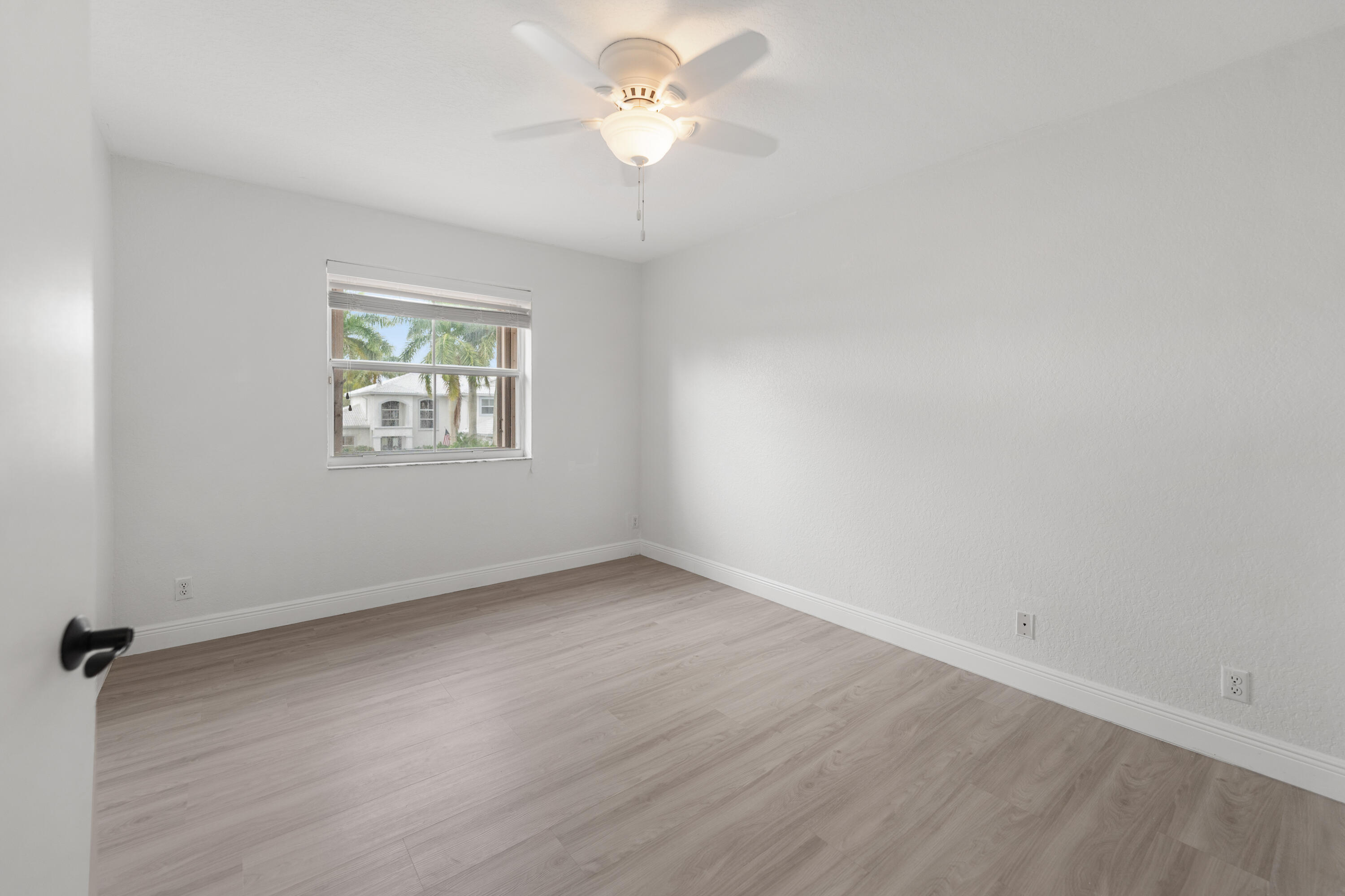 18524 Ocean Mist Drive Boca Raton, FL 33498 - Photo 35 of 60 Guest Bedroom 2_1