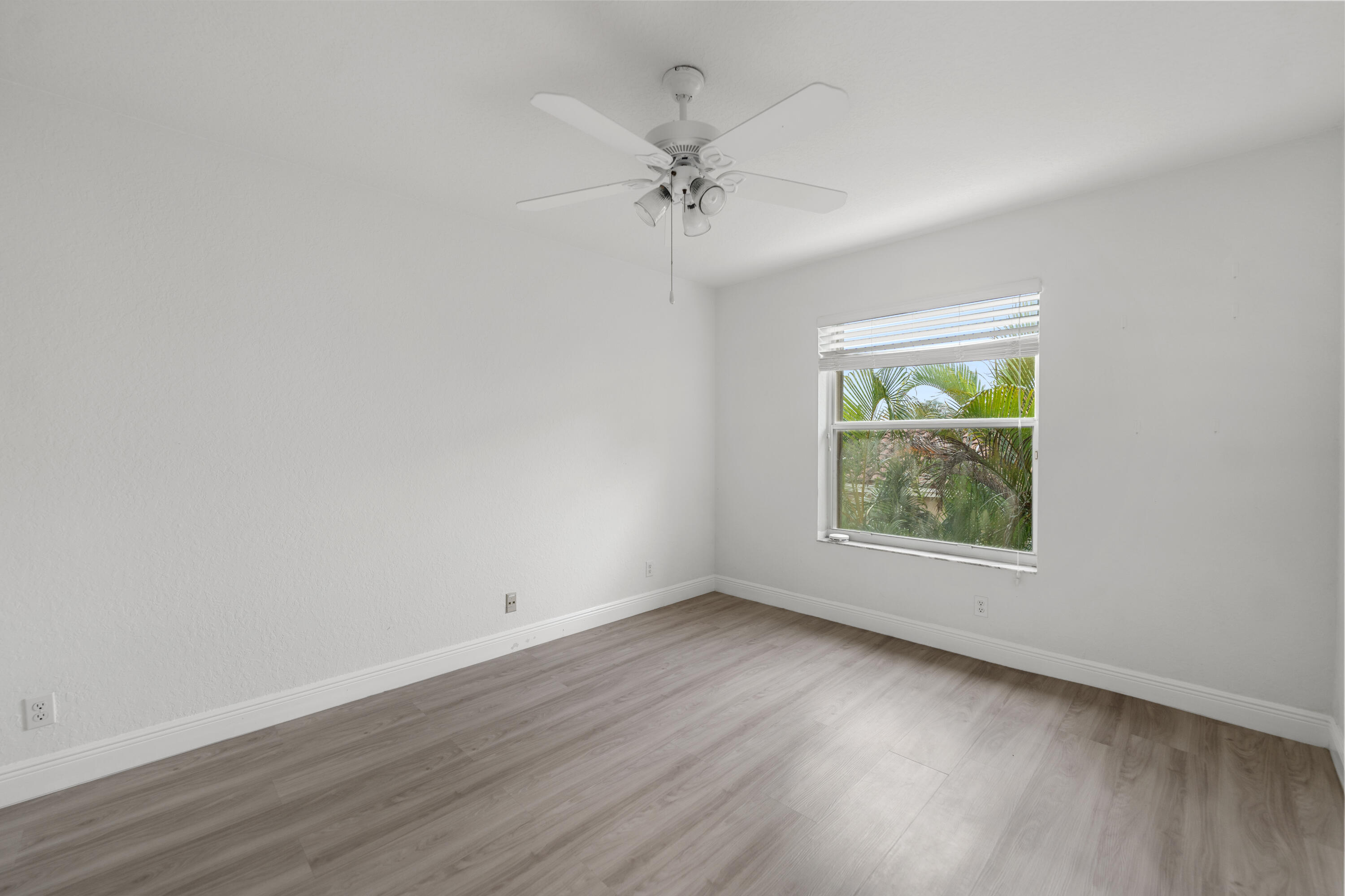 18524 Ocean Mist Drive Boca Raton, FL 33498 - Photo 37 of 60 Guest Bedroom 3_1