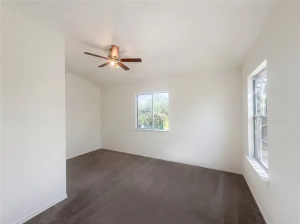 $305,000 | 110 Strawn, Kyle, TX 78640