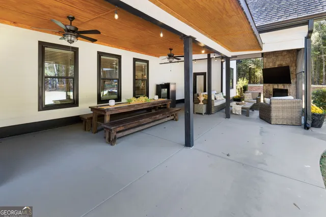 $1,095,000 | 173 Dolly Nixon Road, Senoia, GA 30276