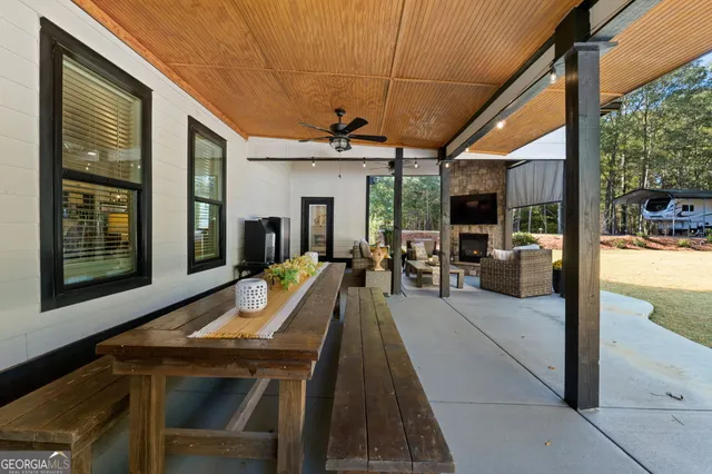 $1,095,000 | 173 Dolly Nixon Road, Senoia, GA 30276