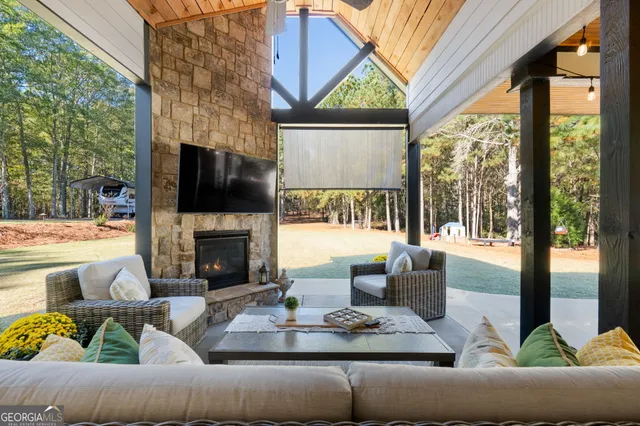 $1,095,000 | 173 Dolly Nixon Road, Senoia, GA 30276