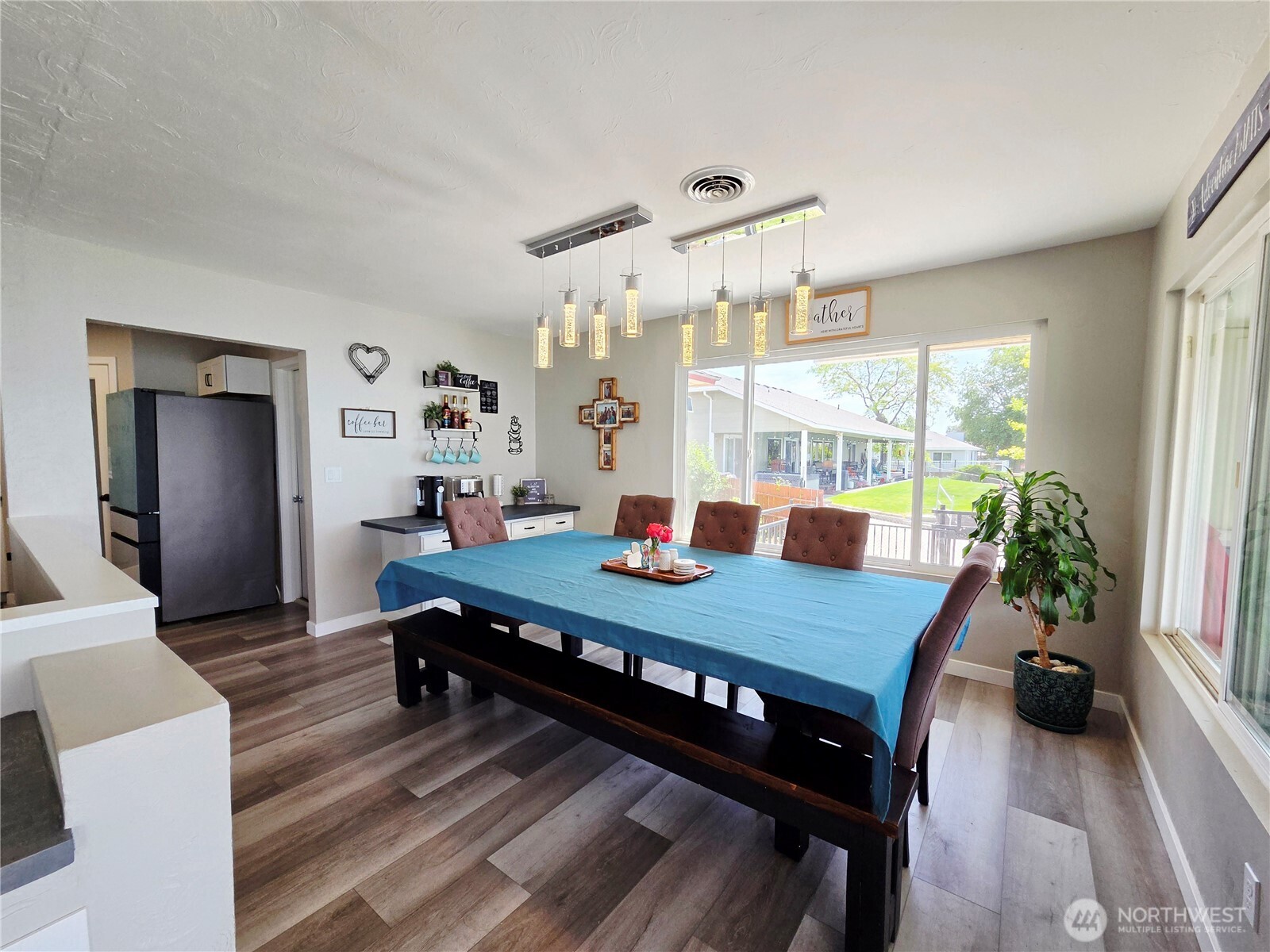 2360 Elgin Road Northeast Moses Lake, WA 98837 - Photo 10 of 40