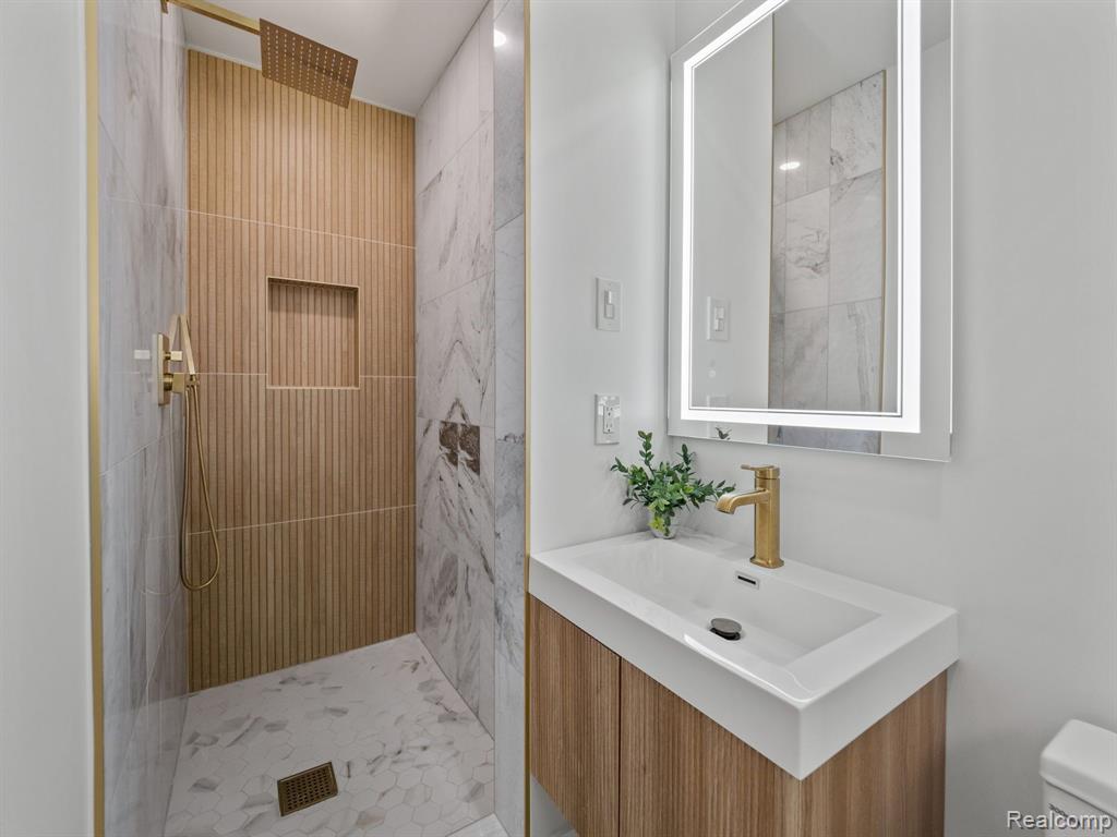 16167 Reedmere Avenue Beverly Hills, MI 48025 - Photo 17 of 27