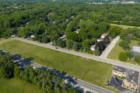 $38,115 | Lot 16 Ravine Lane, Carpentersville, IL 60110