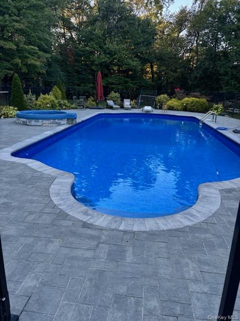 431 Woodbury Road Cold Spring Harbor, NY 11724 - Photo 18 of 24