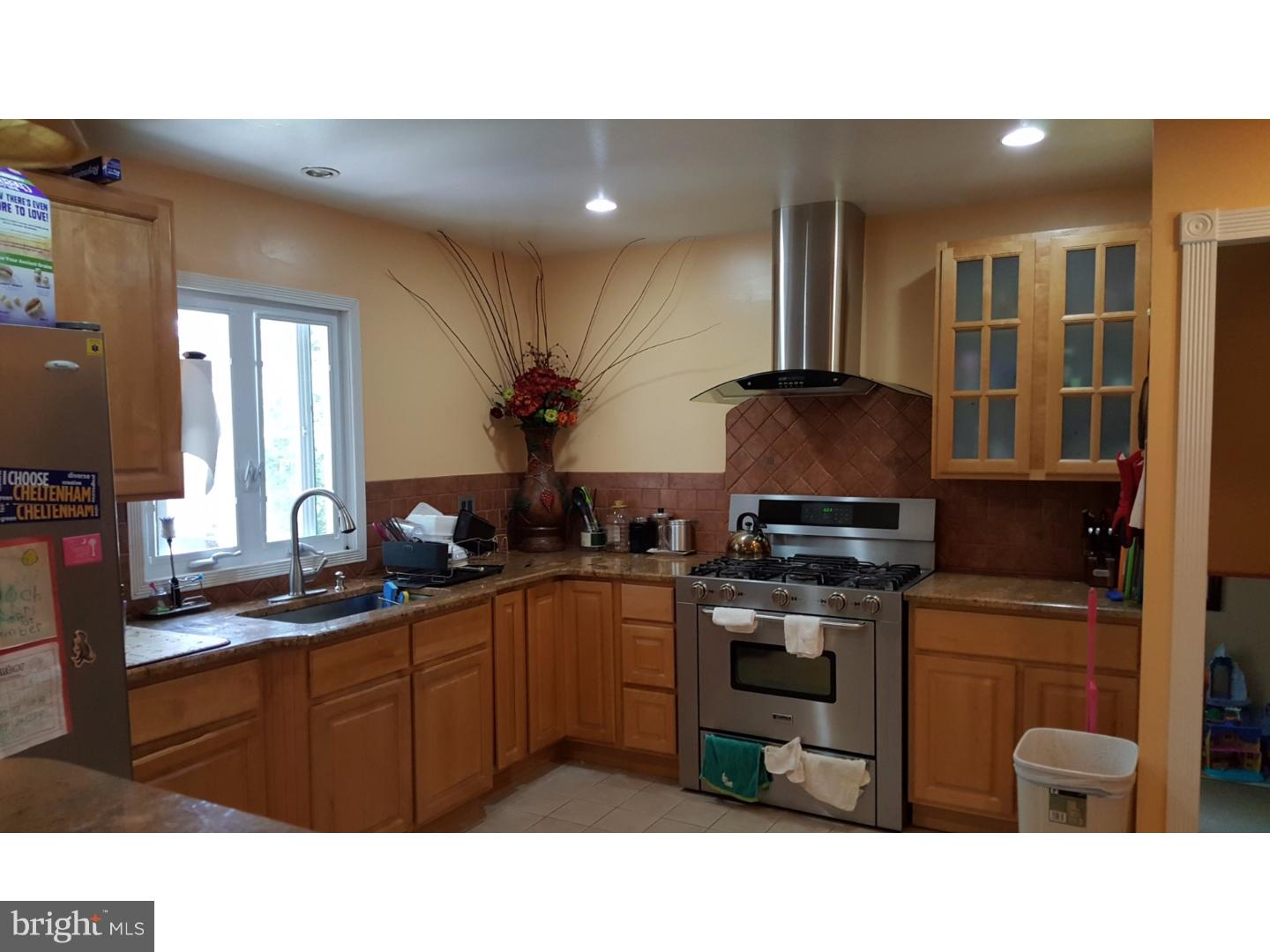 503 Ashbourne Road Cheltenham, PA 19012 - Photo 9 of 25