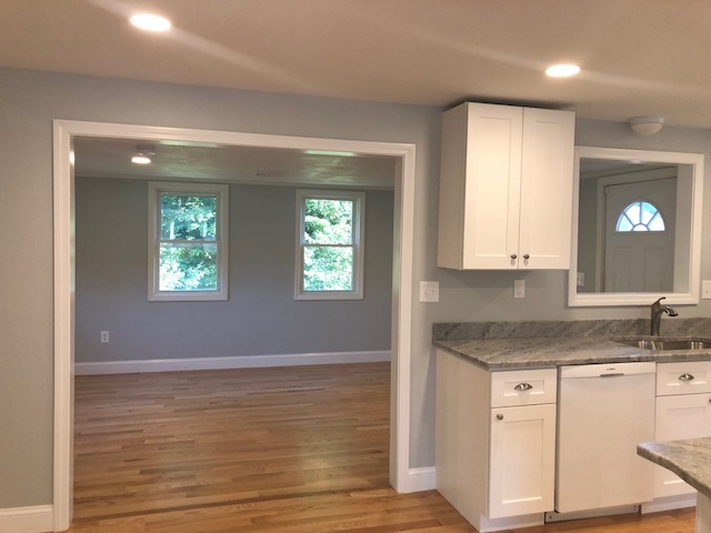 7 Loren Road Salem, NH 03079 - Photo 8 of 18 Gallery Image 8
