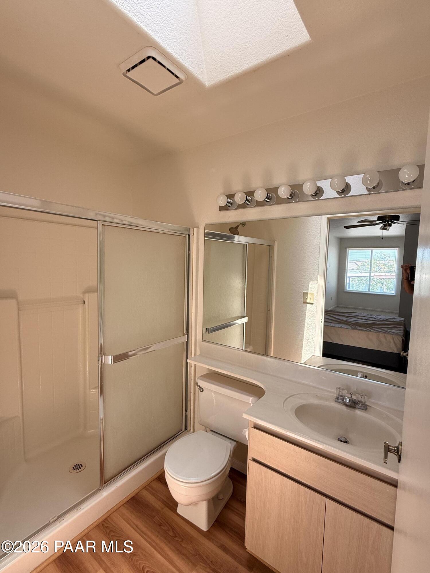 3059 Smokey Road, Unit 21E Prescott, AZ 86301 - Photo 12 of 37 Primary bath