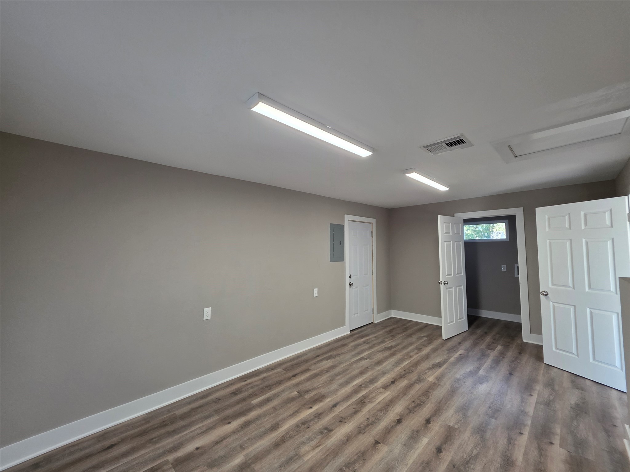 13379 Force Street Houston, TX 77015 - Photo 14 of 21 wooden floor in an empty room