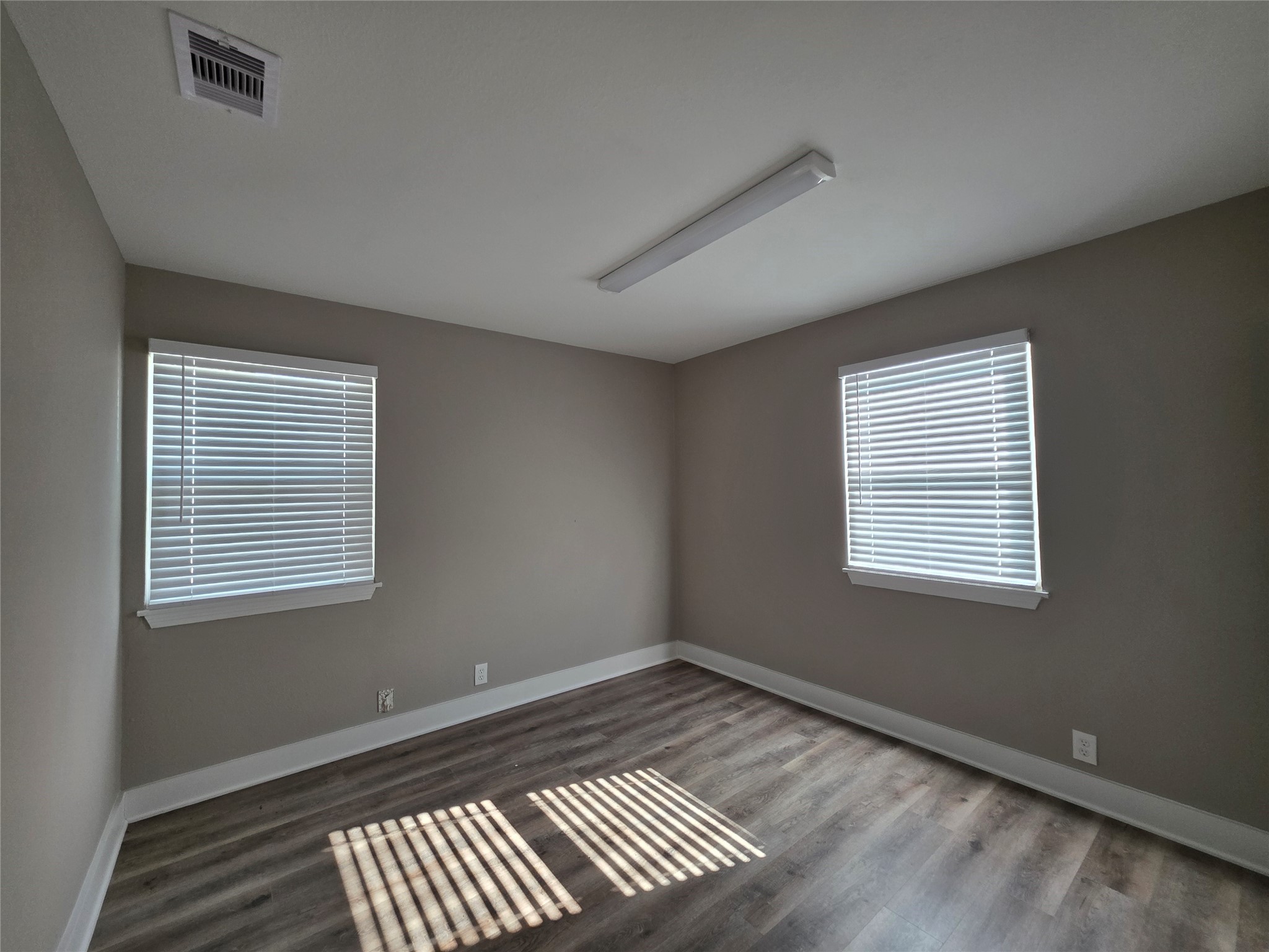 13379 Force Street Houston, TX 77015 - Photo 8 of 21 a view of an empty room with a window