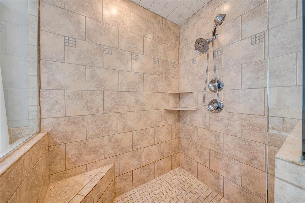46 Claybrook Court Blue Ridge, VA 24064 - Photo 35 of 76 35-MIB09380
