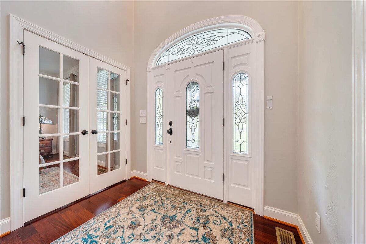 46 Claybrook Court Blue Ridge, VA 24064 - Photo 4 of 76 04-MIB09290