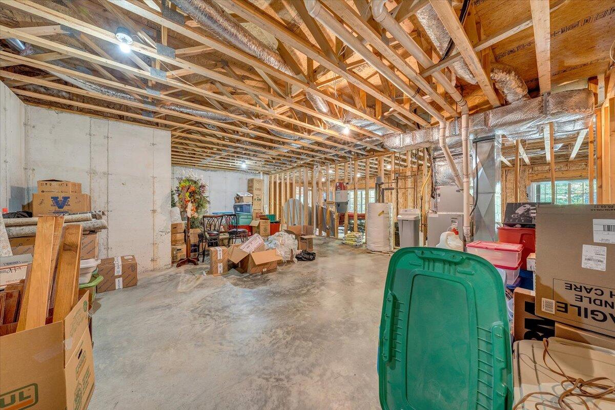 46 Claybrook Court Blue Ridge, VA 24064 - Photo 58 of 76 58-MIB09440