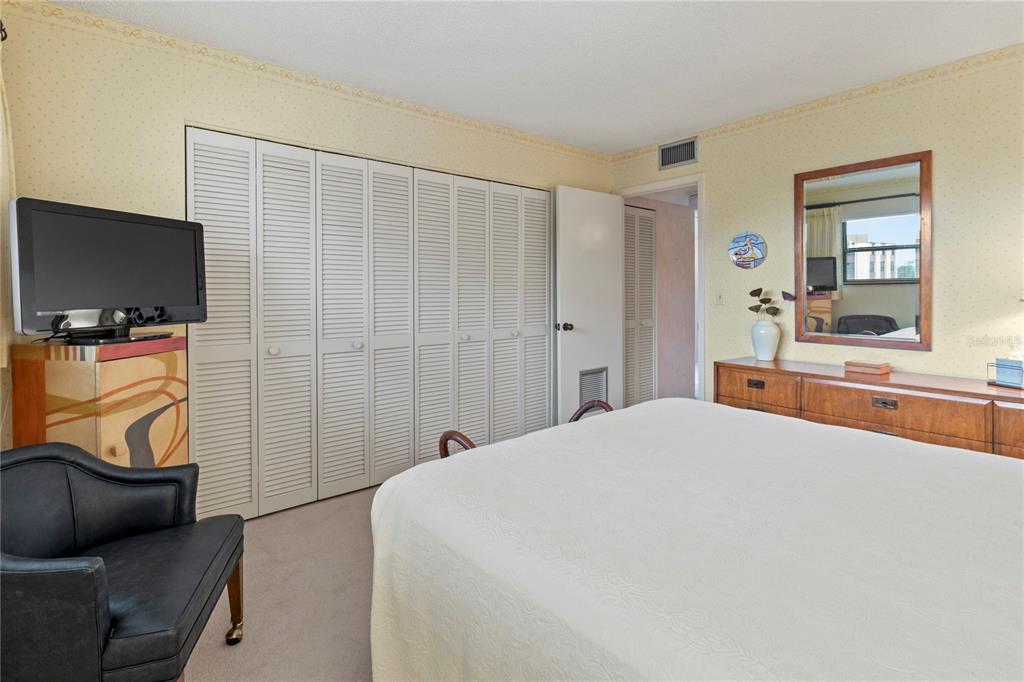 8735 Midnight Pass Road, Unit 301B Sarasota, FL 34242 - Photo 38 of 63 Gallery Image 38