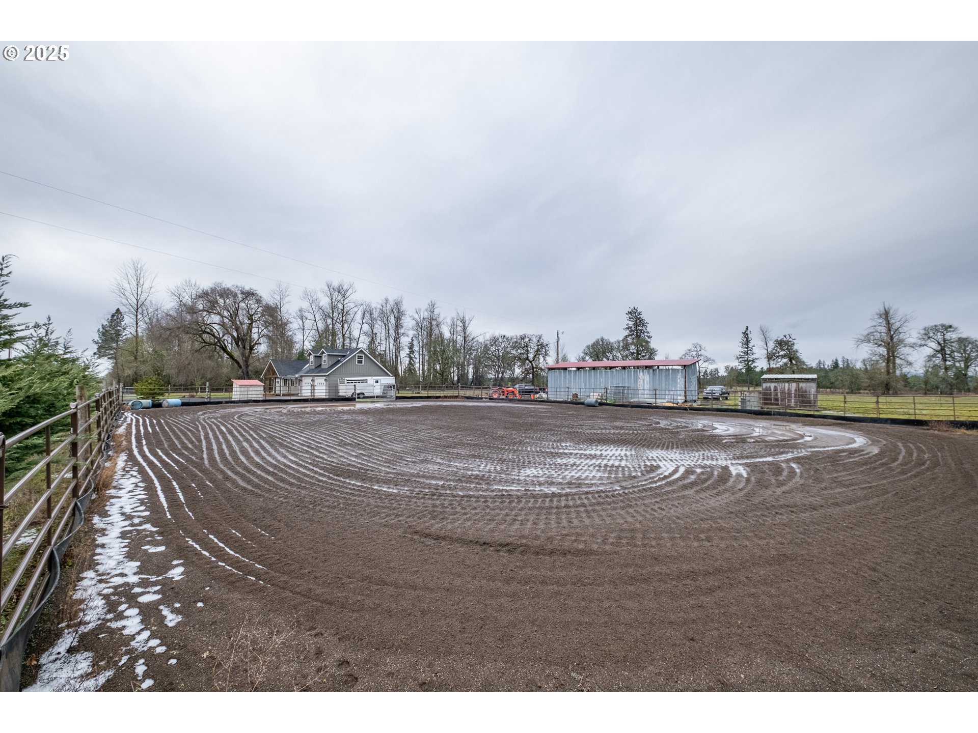 34949 Bond Road Lebanon, OR 97355 - Photo 3 of 41