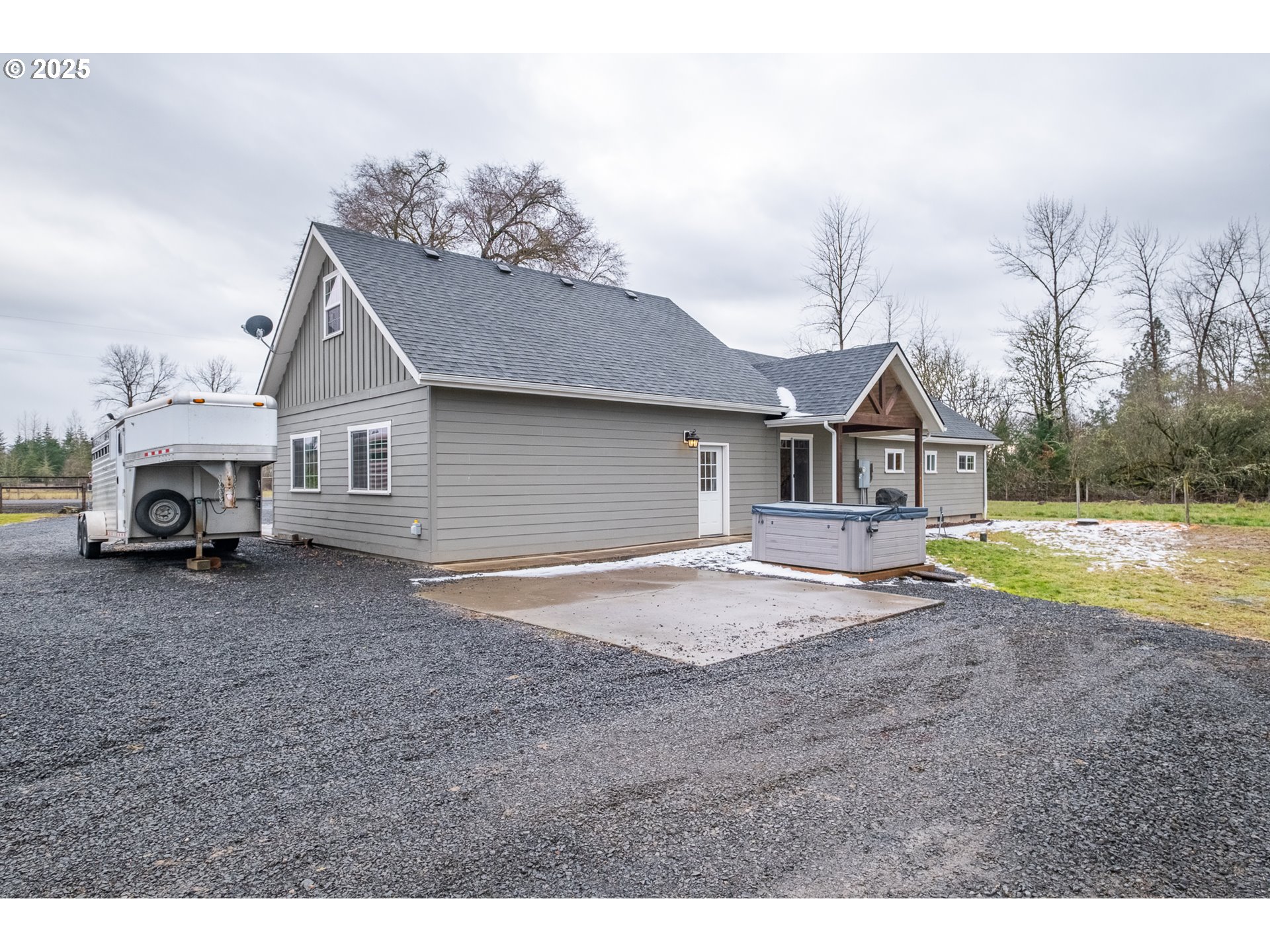 34949 Bond Road Lebanon, OR 97355 - Photo 38 of 41