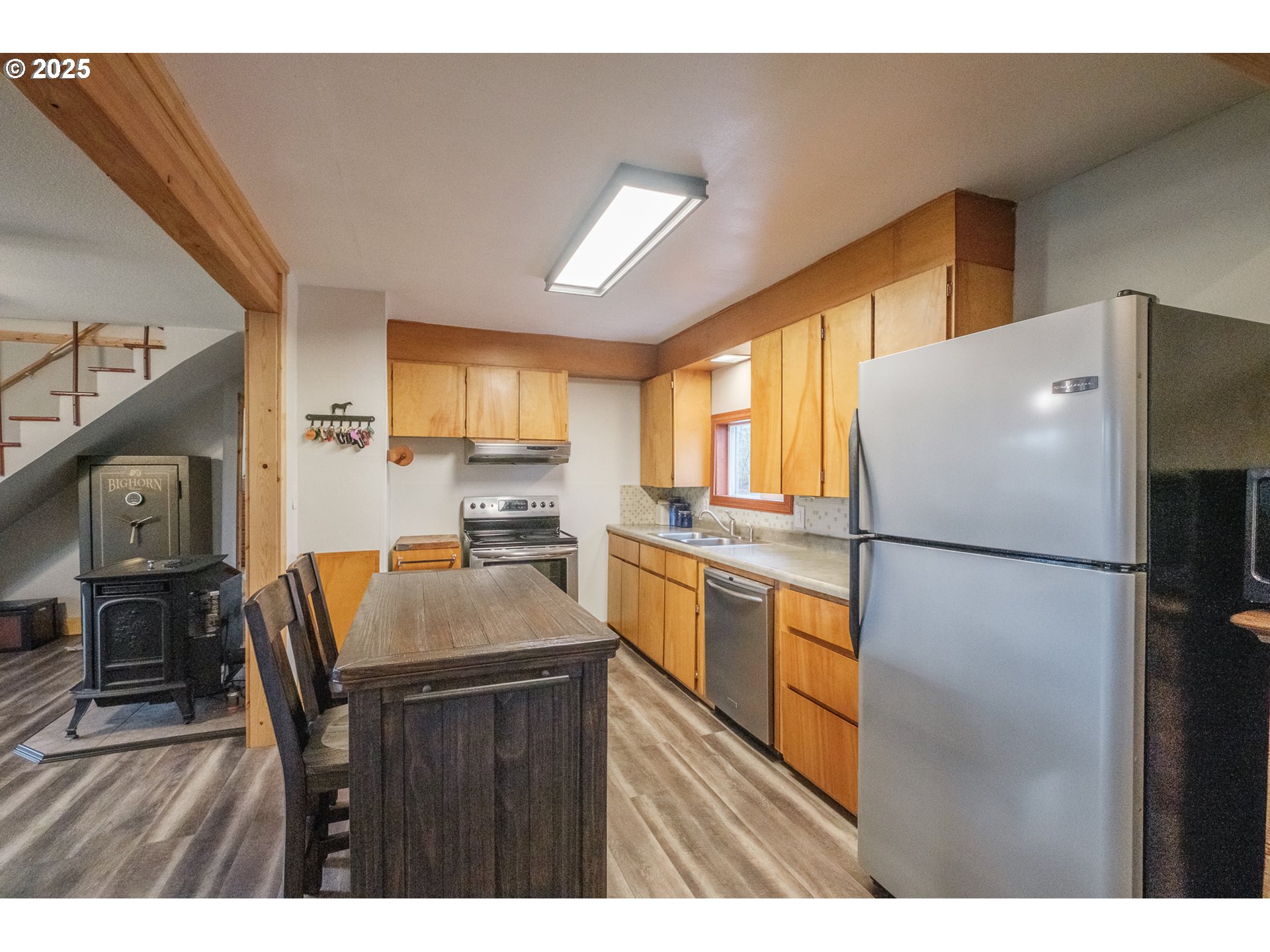 34949 Bond Road Lebanon, OR 97355 - Photo 8 of 41