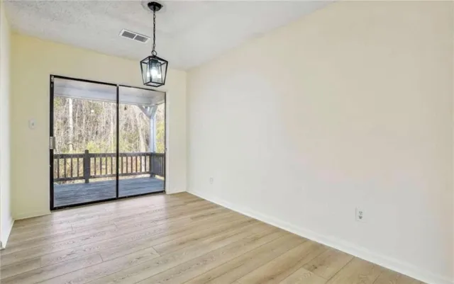 $1,950 | 1063 Salisbury Trail, Riverdale, GA 30296