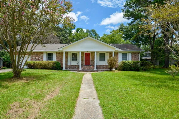 $2,730 | 404 Rotherwood Drive, Charleston, SC 29407