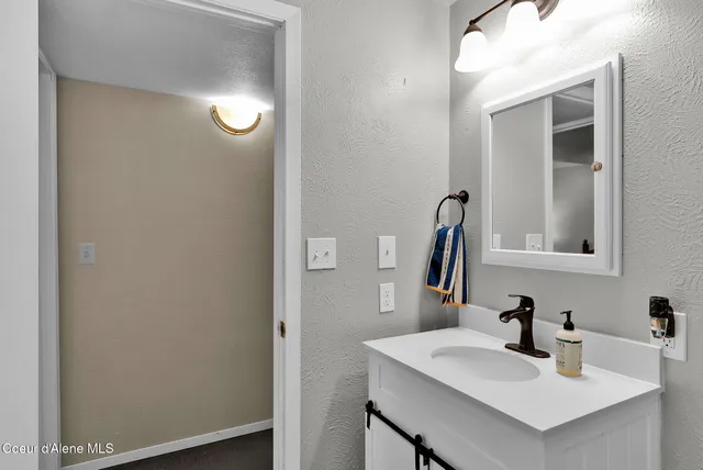 $759,000 | 1247 Lost Mile Road, Bonners Ferry, ID 83805