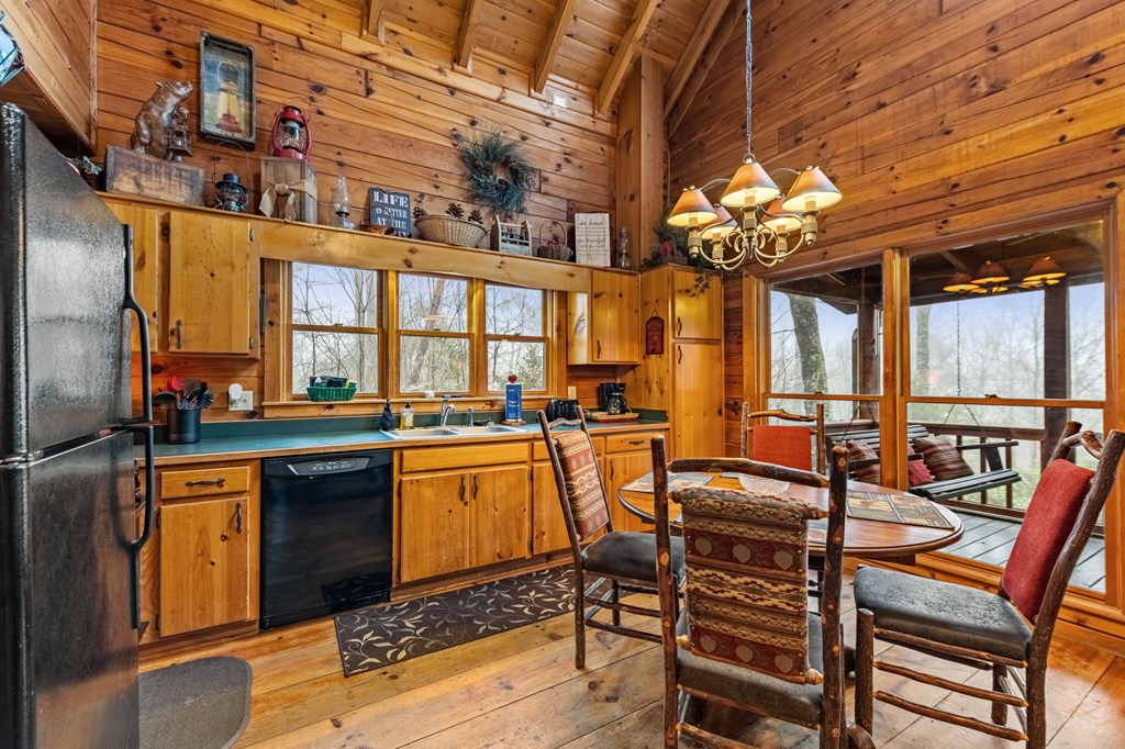 572 Laurel Mountain Road Blue Ridge, GA 30513 - Photo 23 of 48 Gallery Image 23