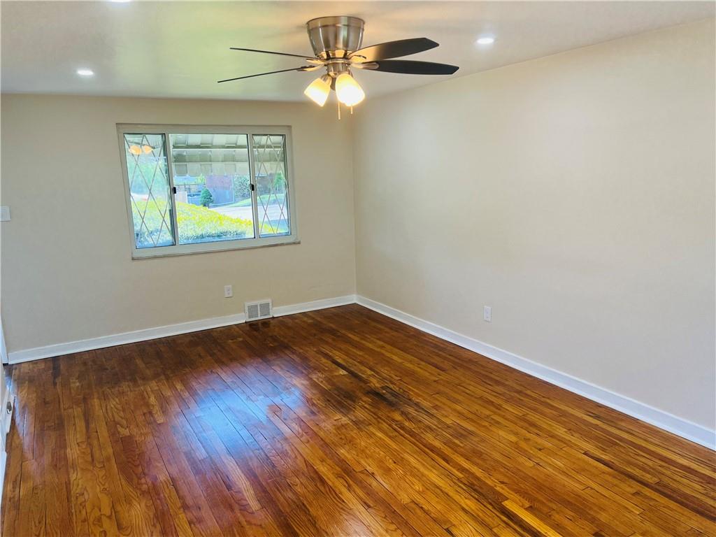 10209 Pearl Road Pittsburgh, PA 15235 - Photo 4 of 18 Gallery Image 4