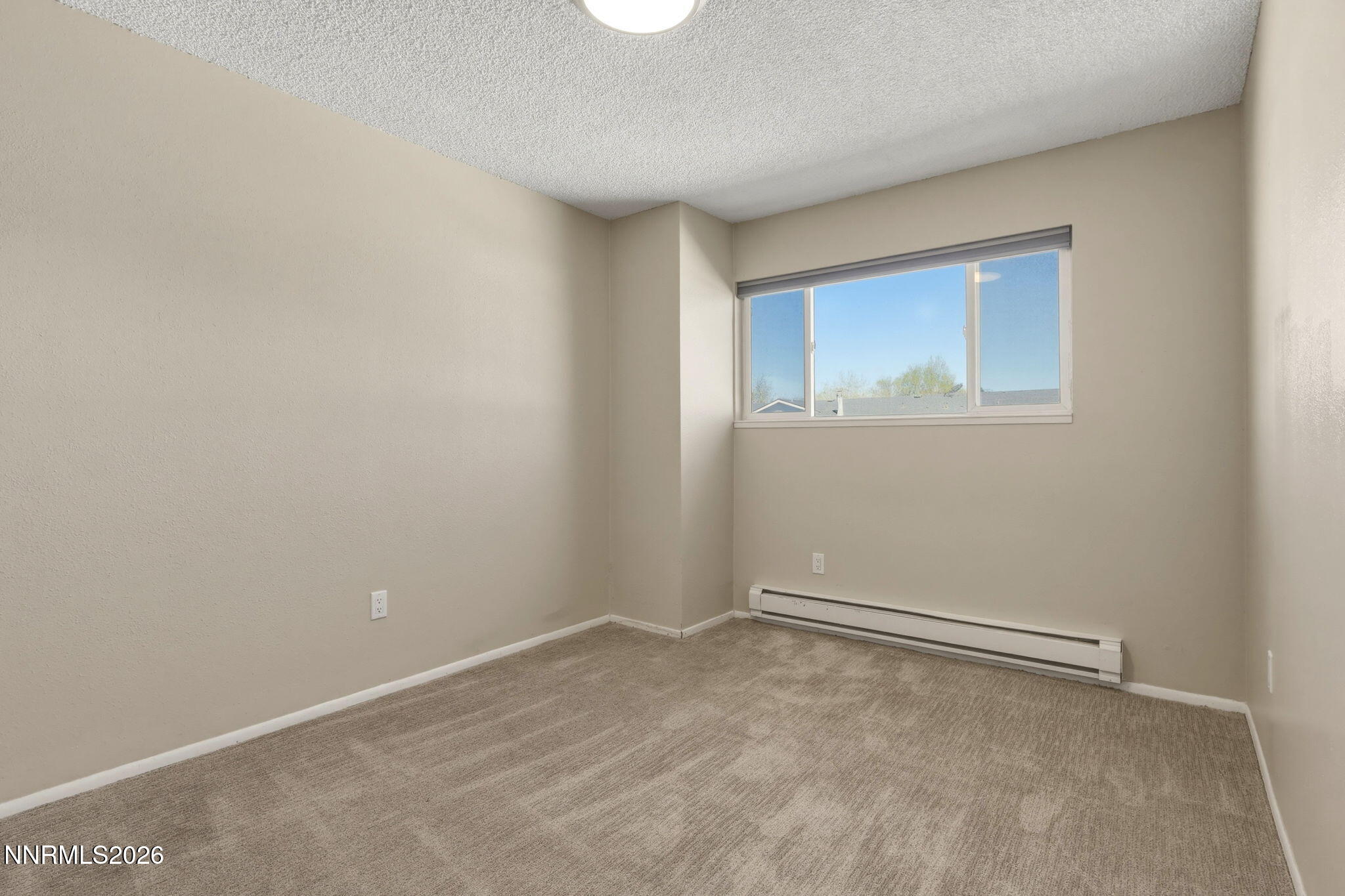 585 Smithridge Park Reno, NV 89502 - Photo 18 of 30 19-web-or-mls-IMG_7055