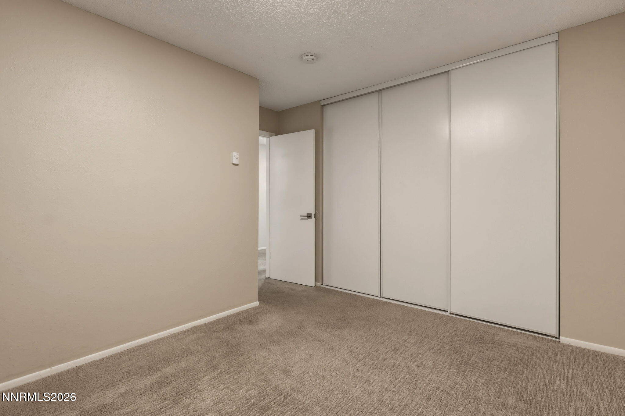 585 Smithridge Park Reno, NV 89502 - Photo 23 of 30 24-web-or-mls-IMG_7061