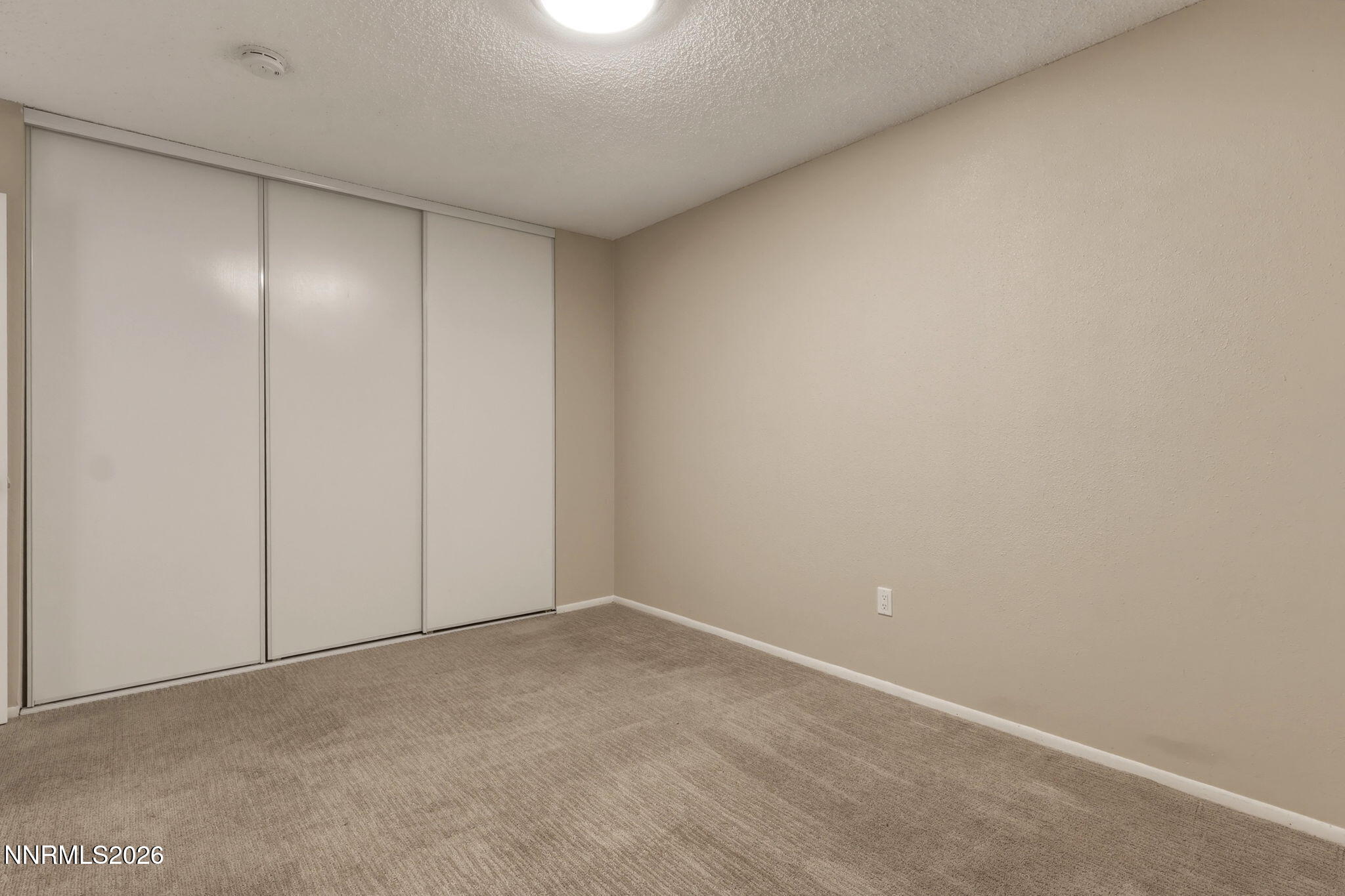 585 Smithridge Park Reno, NV 89502 - Photo 24 of 30 25-web-or-mls-IMG_7058