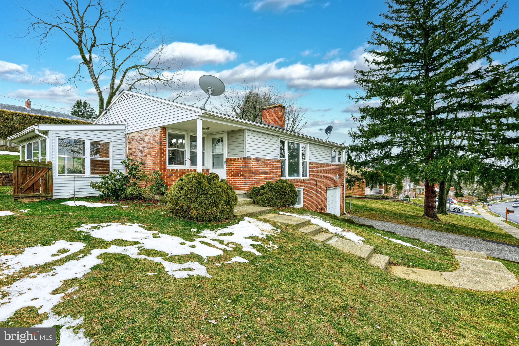 2478 Wharton Road York, PA 17402 - Photo 4 of 45 Gallery Image 4